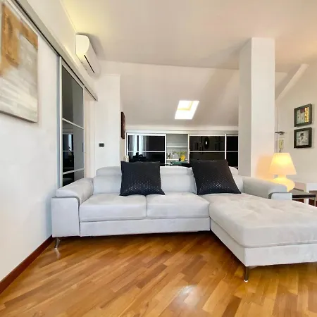 Casaviva - Seaview Penthouse In Appartement *