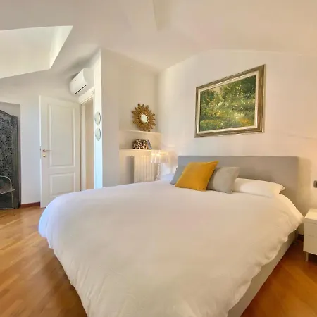 Casaviva - Seaview Penthouse In *