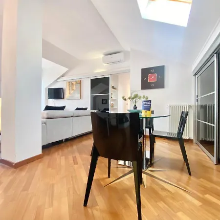 Casaviva - Seaview Penthouse In Appartement